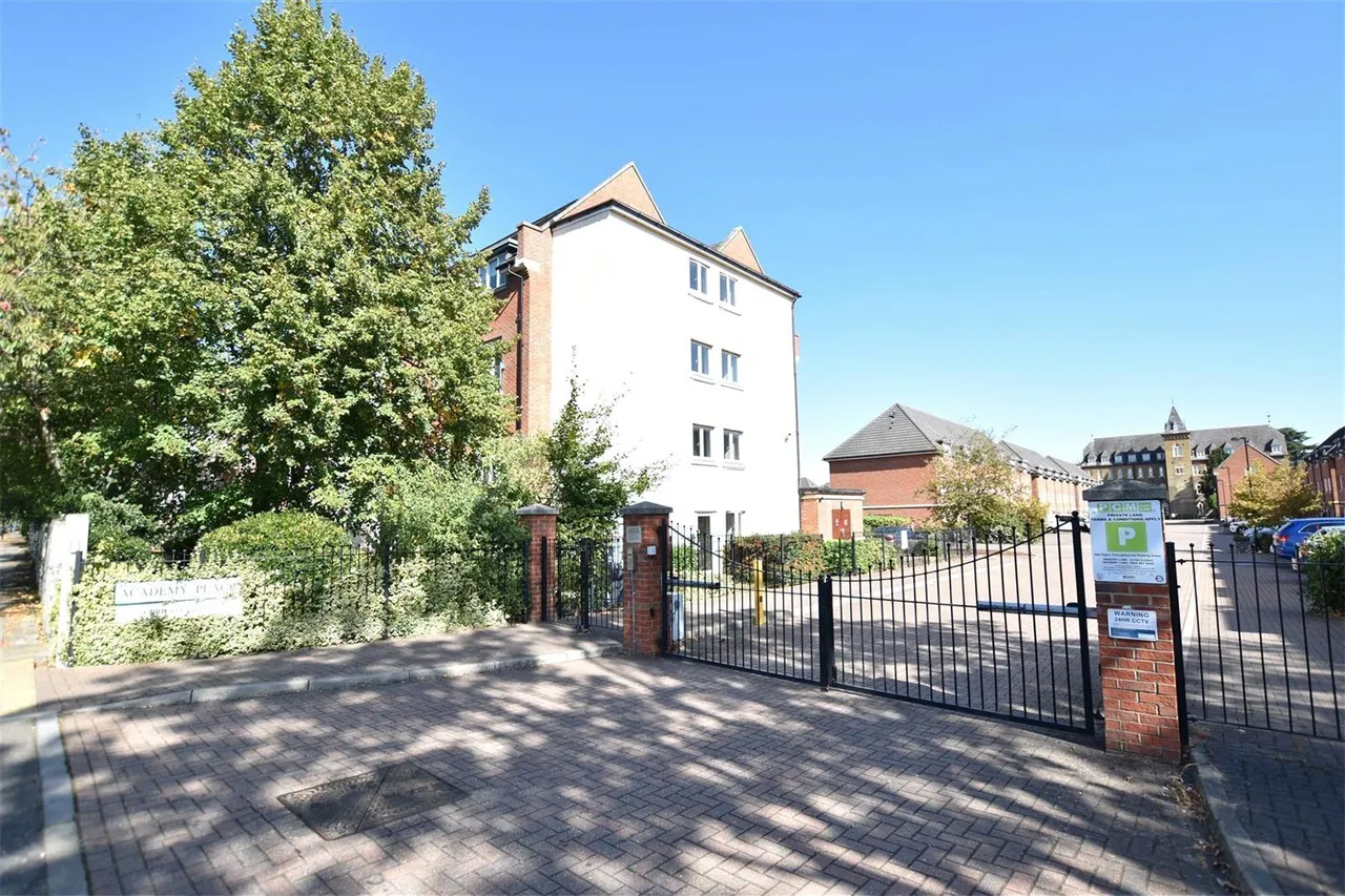 Academy Place, Isleworth, TW7, photo 13