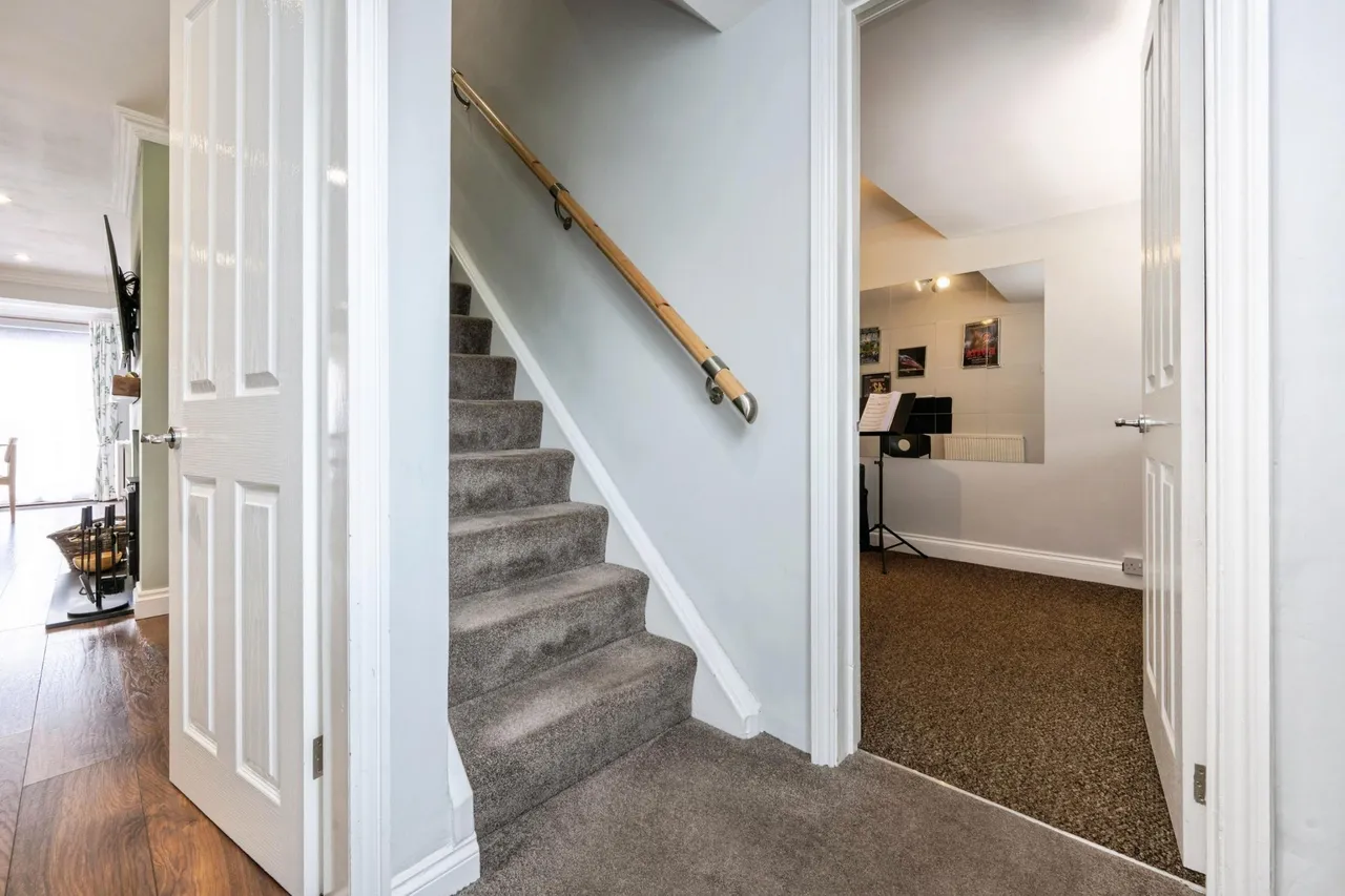 Leeds Smith Drive, Sandy, SG19, photo 12