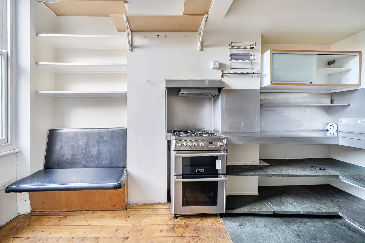 238a Blythe Road, London, photo 5