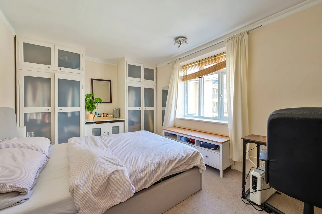 41 Millbrooke Court, Keswick Road, London, photo 5