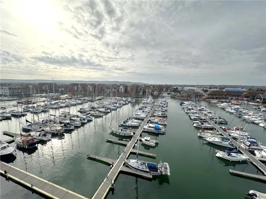 Midway Quay, Eastbourne, BN23, photo 2