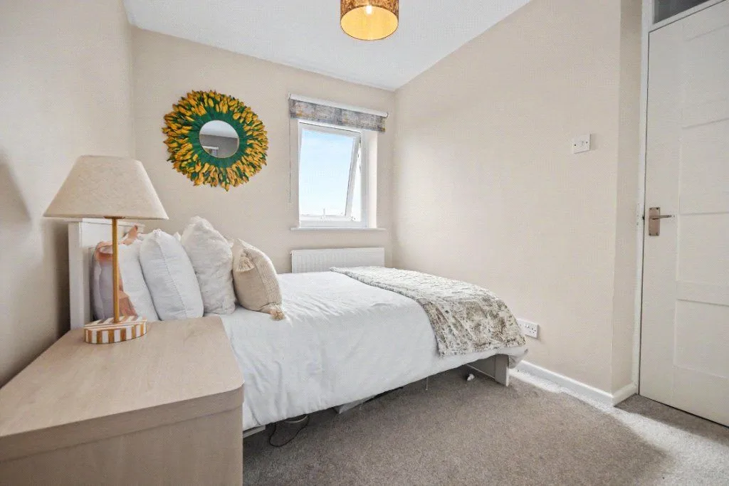 Howden Way, Eastmoor, WF1, photo 19