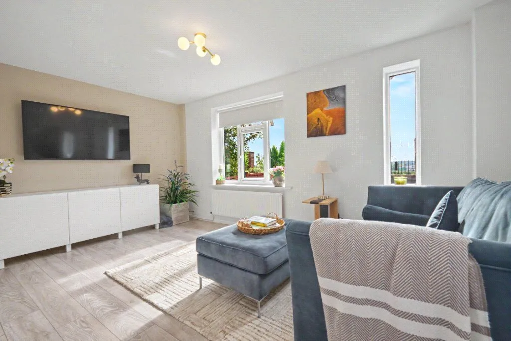 Howden Way, Eastmoor, WF1, photo 2