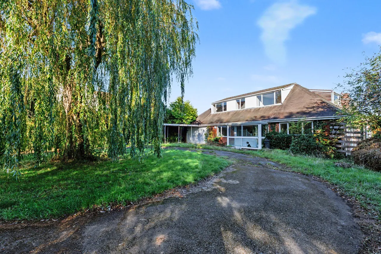 Atch Lench Road, Church Lench, WR11, photo 2