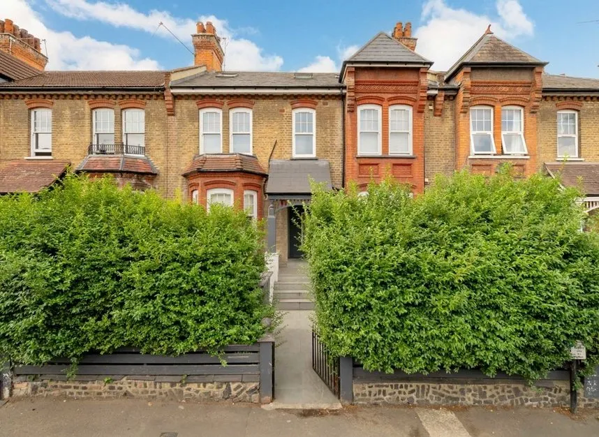 1 bed flat for sale — Ferme Park Road, Finsbury Park, N8