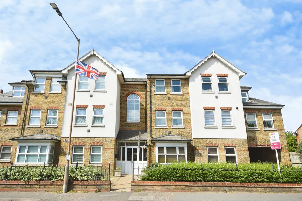 1 bed flat for sale — Railway Street, Braintree