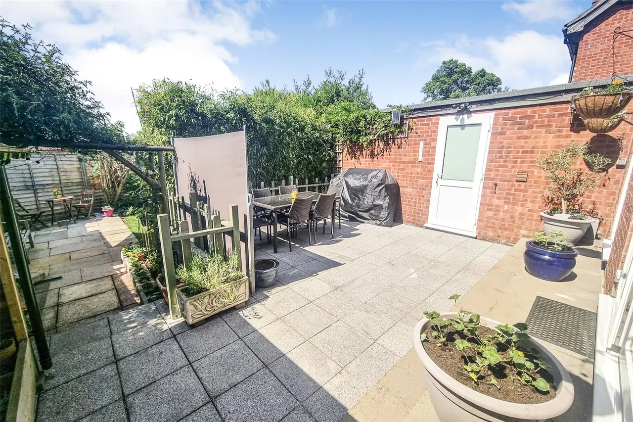 Cross Road, Ash Vale, Guildford, Surrey, GU12 5BQ, photo 19