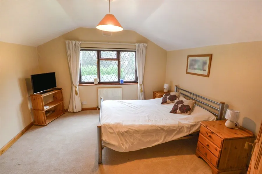 House Under Offer with 5 bedrooms in Dell Lane, Little Hallingbury, CM22, photo 7