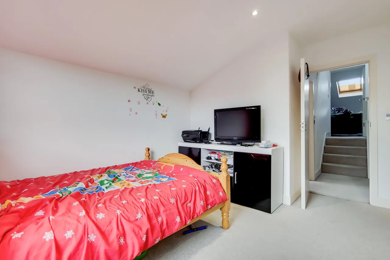 St Julians Farm Road, West Norwood, photo 7