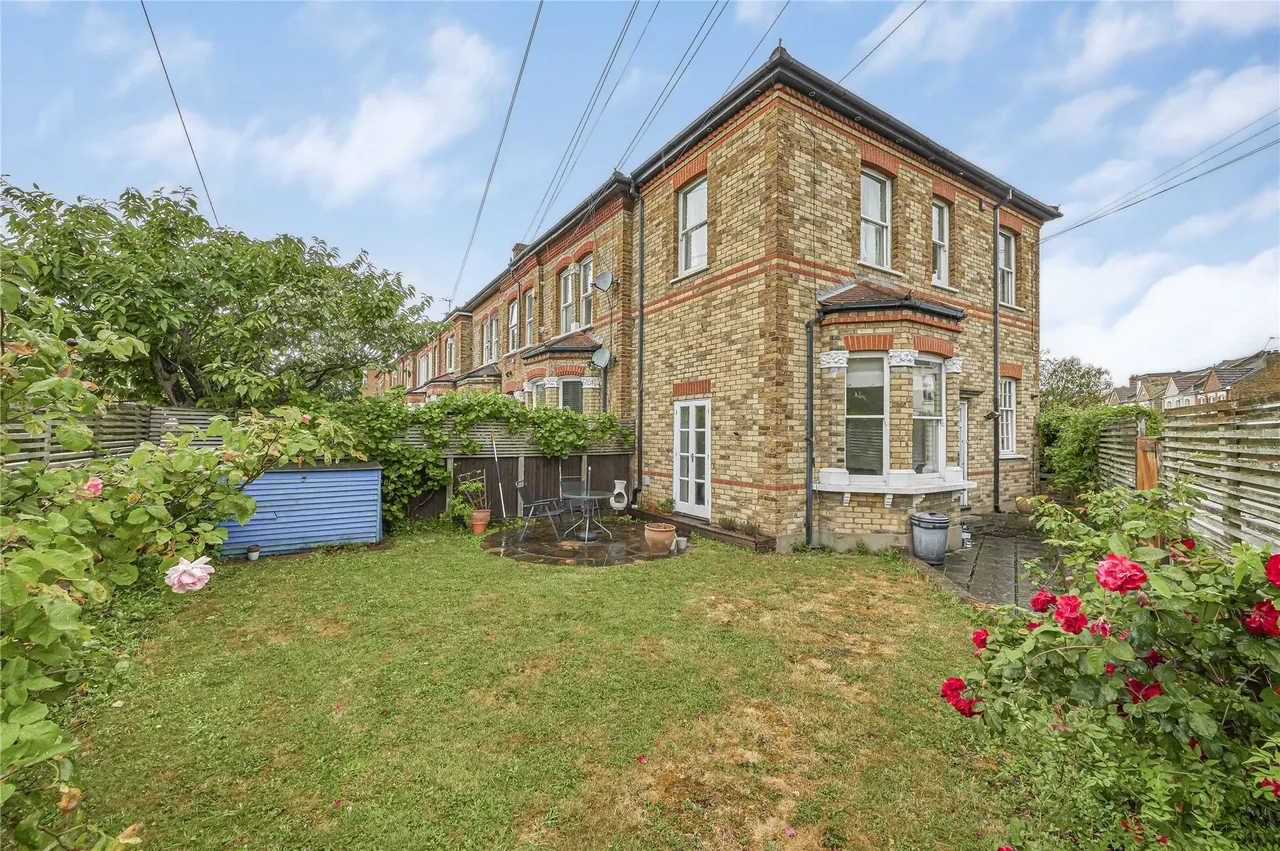 2 bed house for sale — Ryde Vale Road, London, SW12