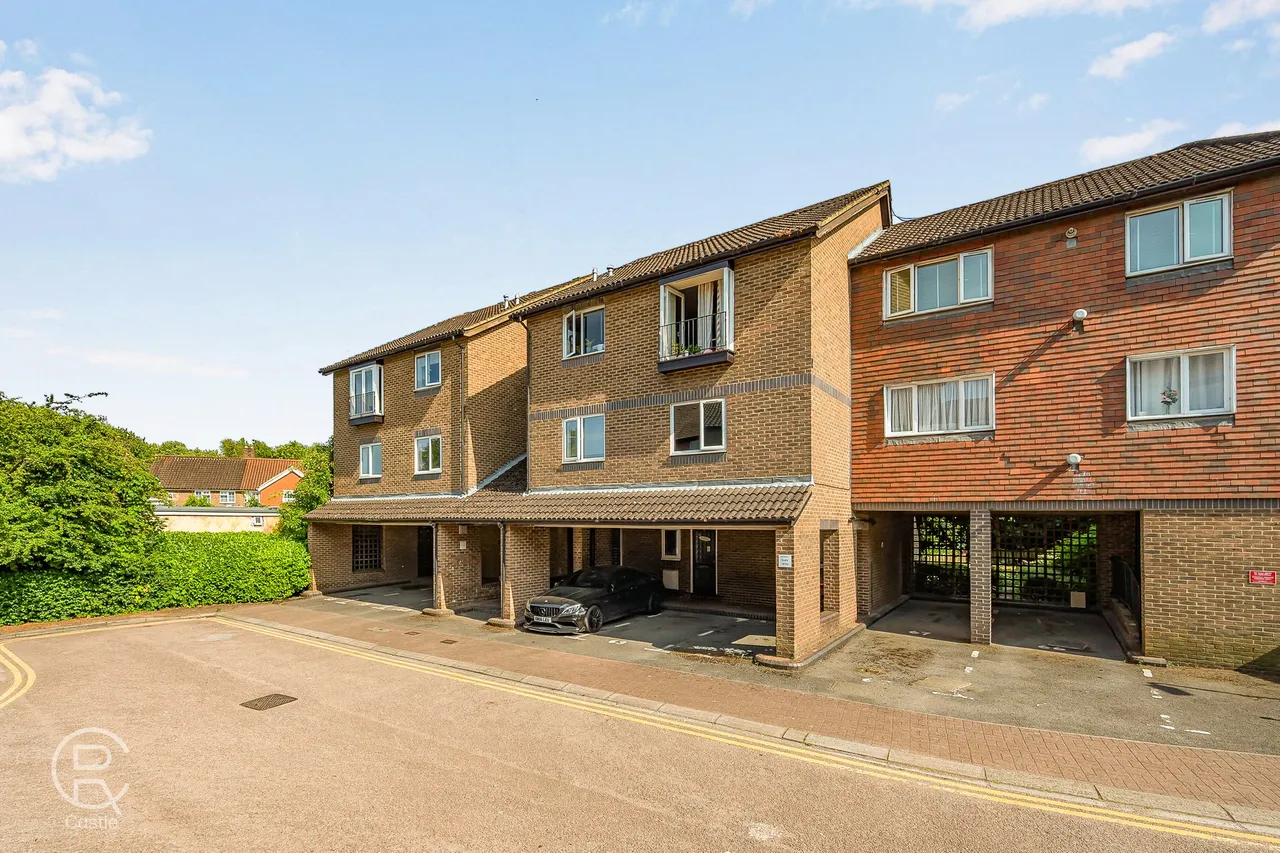 Abbeyfields Close, Hanger Lane, London, NW10 7EG, photo 4