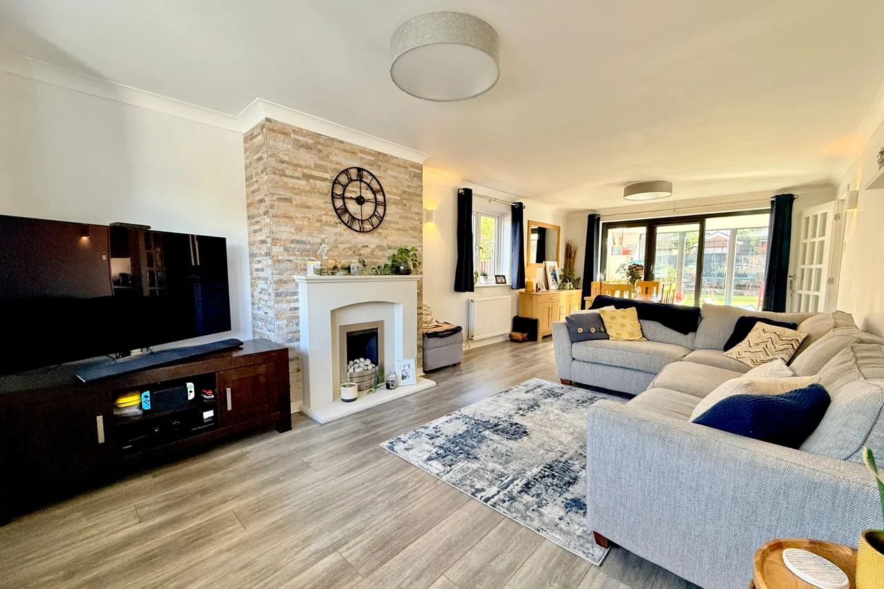 Fernwood Close, Ringwood, BH24, photo 13