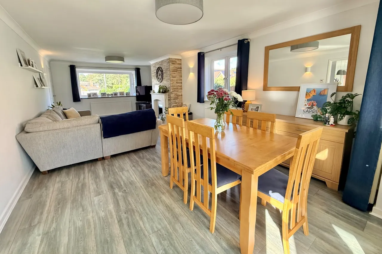 Fernwood Close, Ringwood, BH24, photo 11