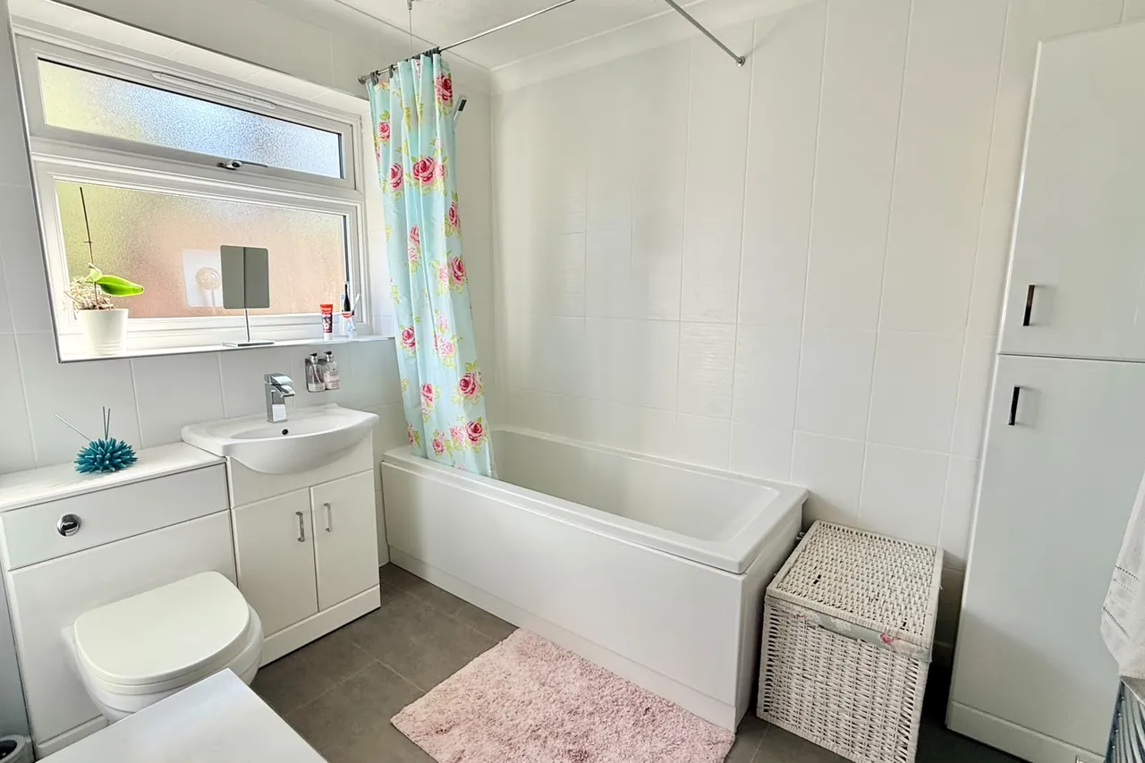 Fernwood Close, Ringwood, BH24, photo 26