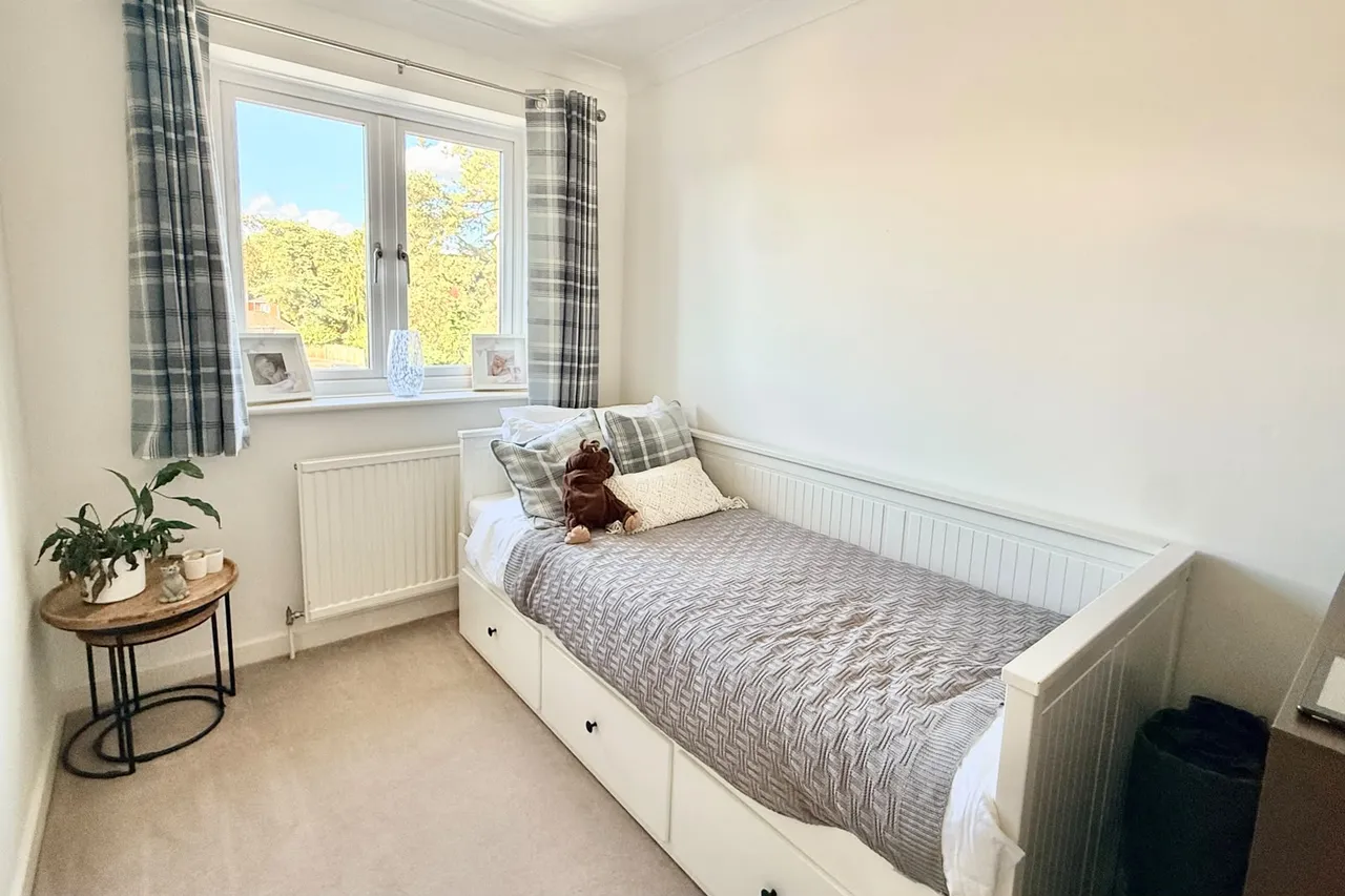 Fernwood Close, Ringwood, BH24, photo 25