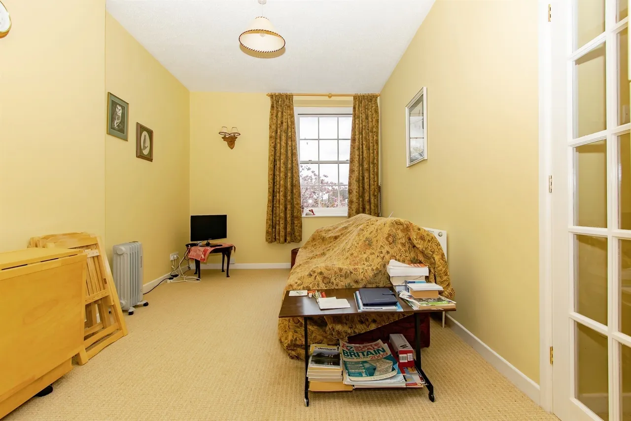Glovers Close, Milborne Port, DT9, photo 11