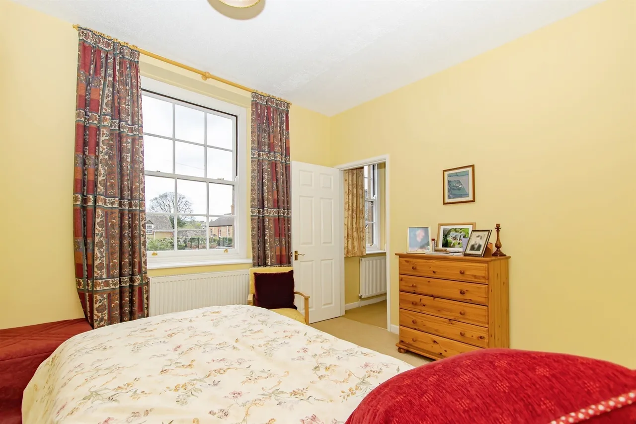 Glovers Close, Milborne Port, DT9, photo 7