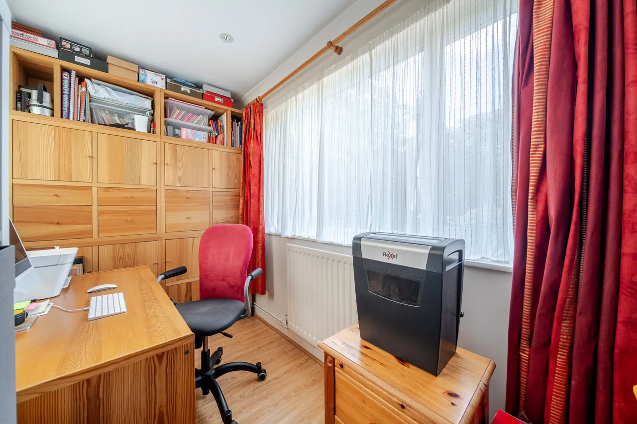 Mower Place, Cranleigh, GU6, photo 9