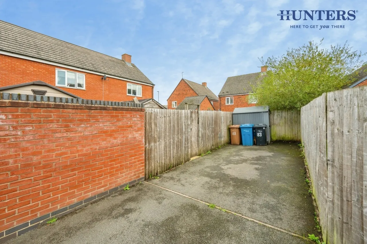 2 bed house for sale, St. Thomas Way, Hawksyard, WS15