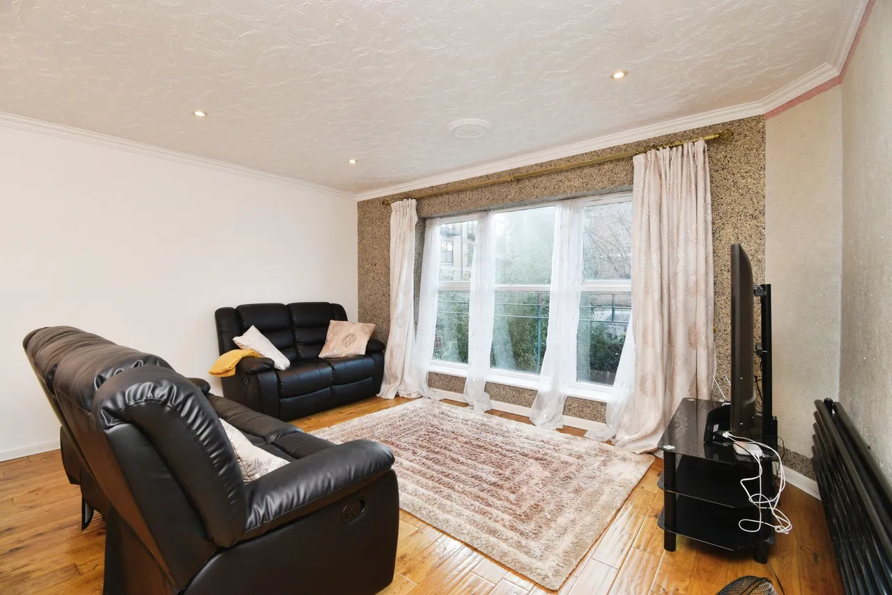 Hardy Avenue, London, E16, photo 5