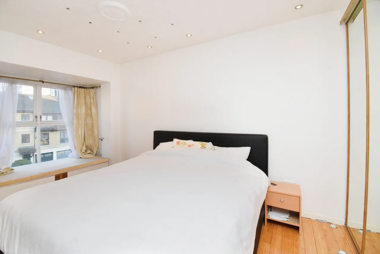 Hardy Avenue, London, E16, photo 8