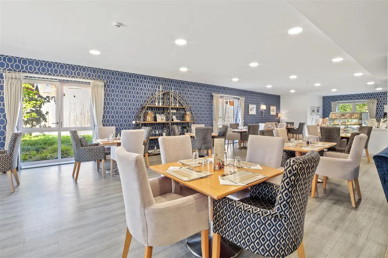 St. Johns Road, Tunbridge Wells, TN4, photo 32