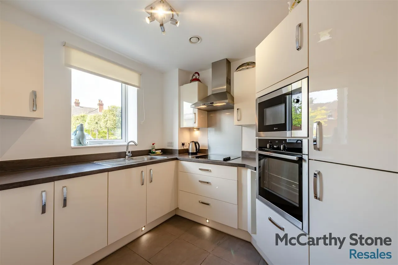 St. Johns Road, Tunbridge Wells, TN4, photo 4