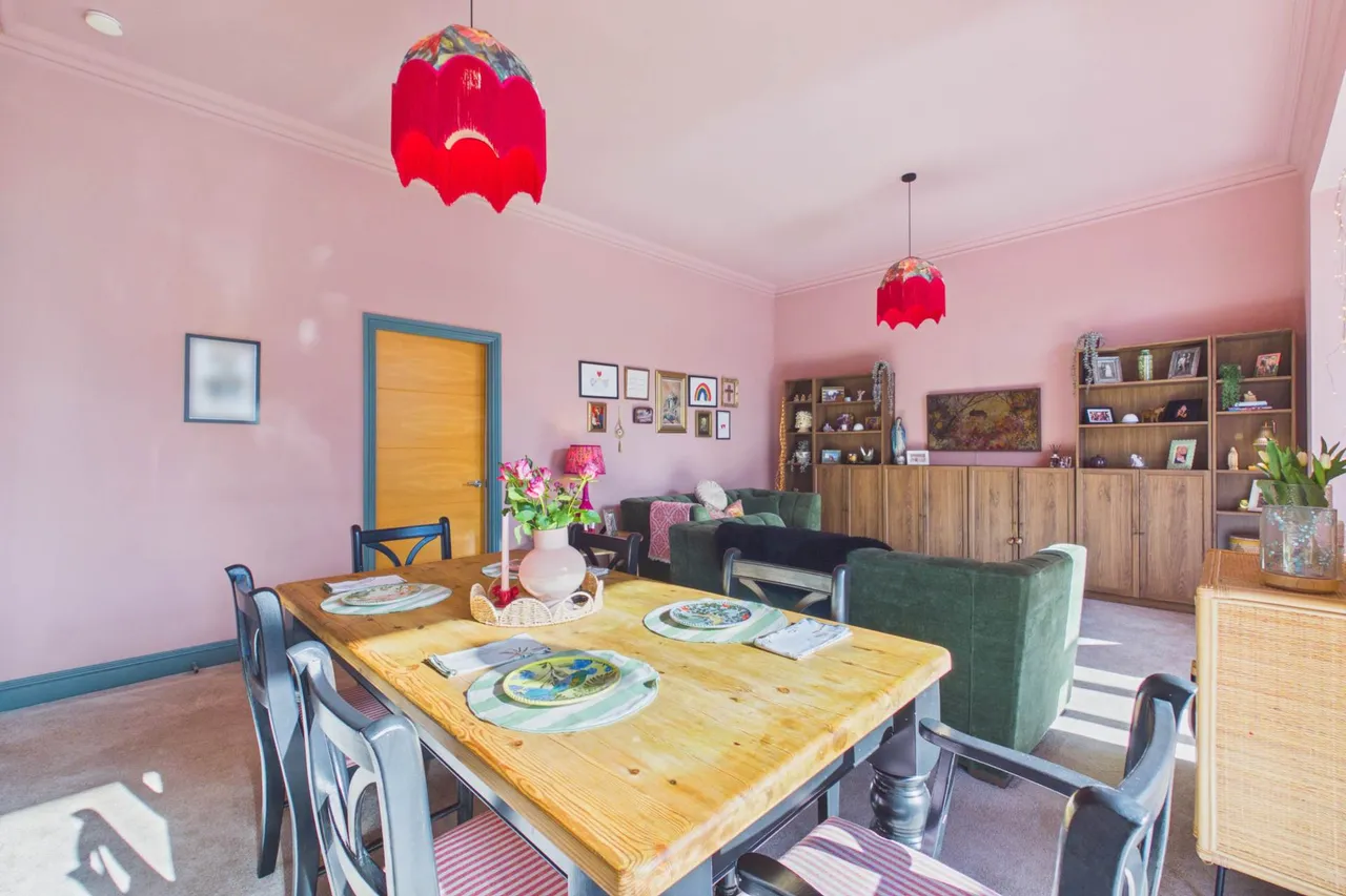 Gartloch Avenue, Glasgow, photo 9