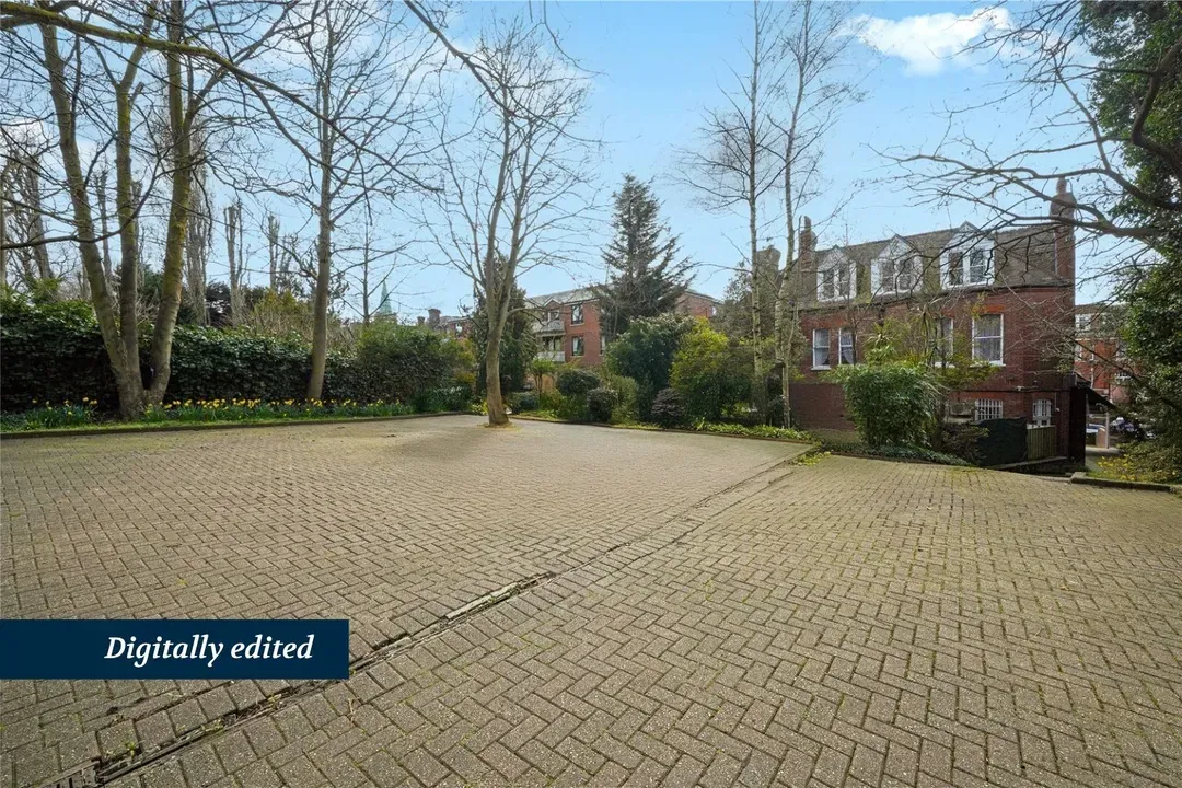 Finchley Road, Hampstead, London, NW3, photo 10