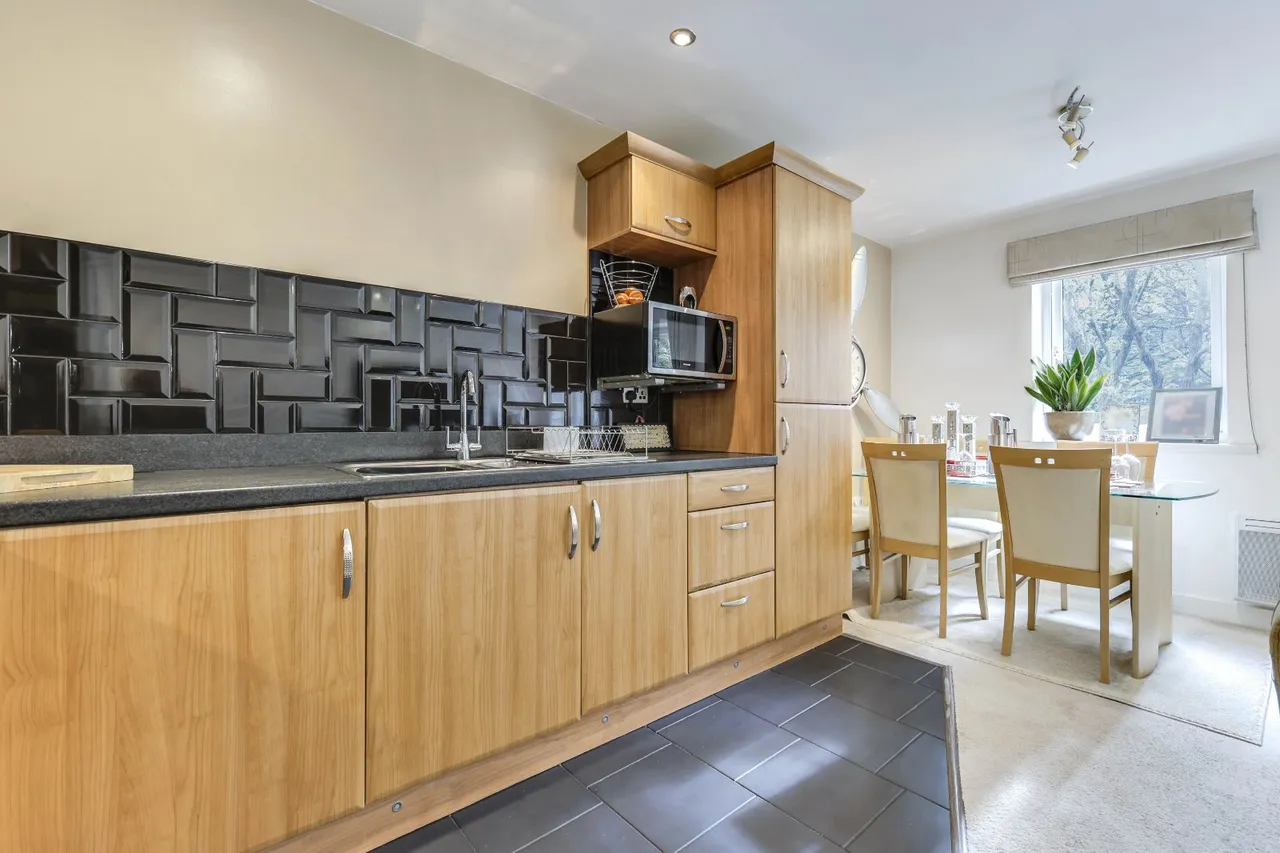 Cornmill View, Horsforth, LS18, photo 3