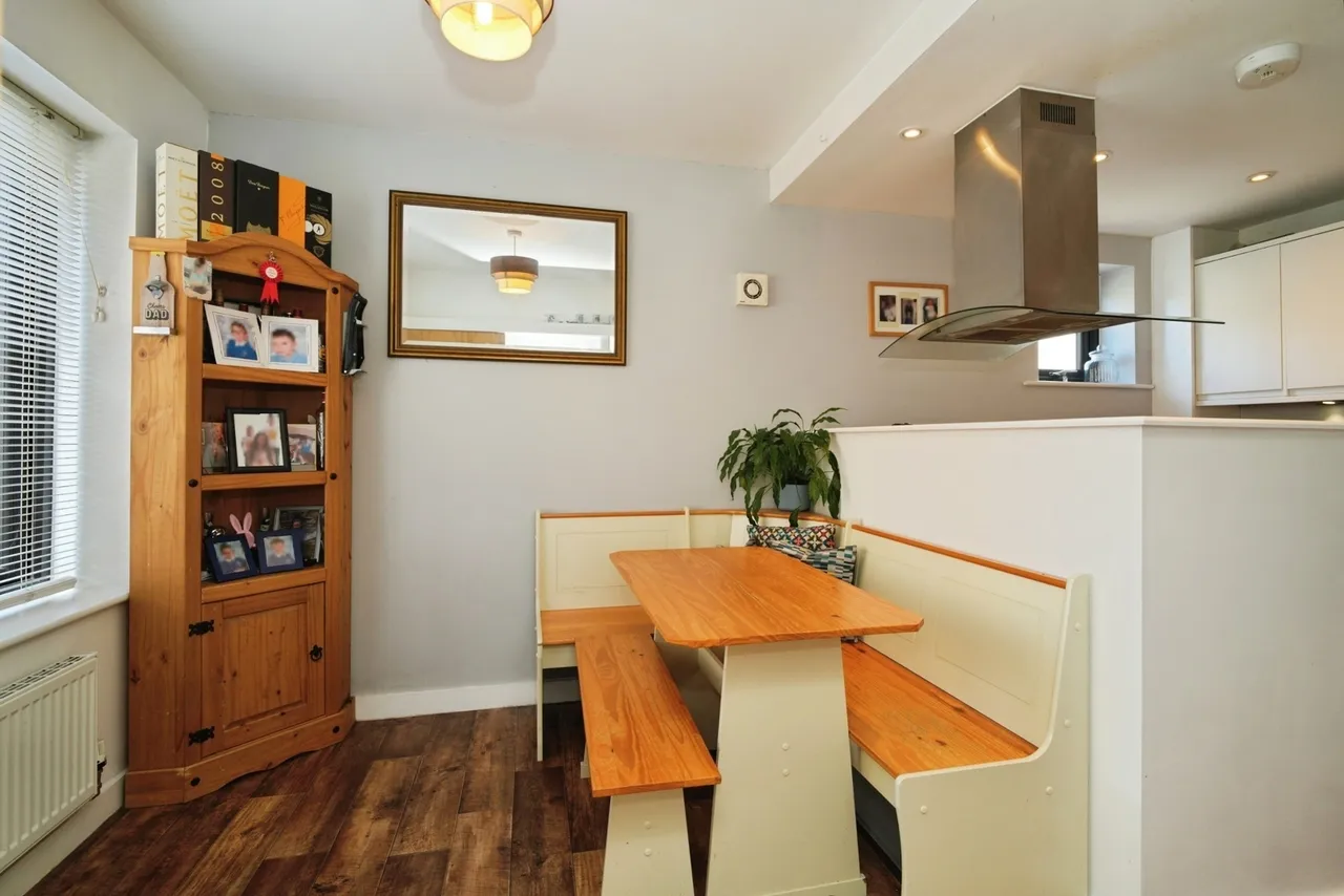 Wilding Way, Padiham, Burnley, Lancashire, BB12, photo 4