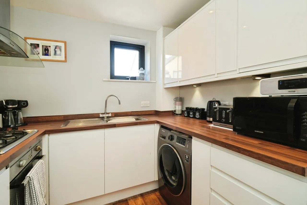 Wilding Way, Padiham, Burnley, Lancashire, BB12, photo 6