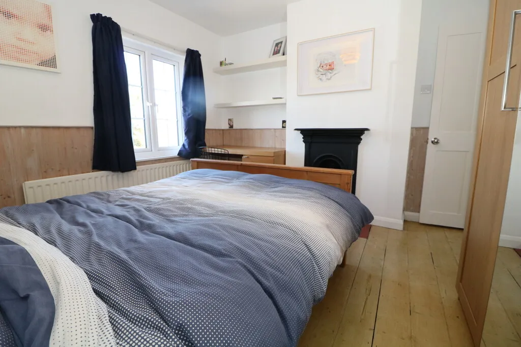 Middle Street, Brockham, RH3, photo 9