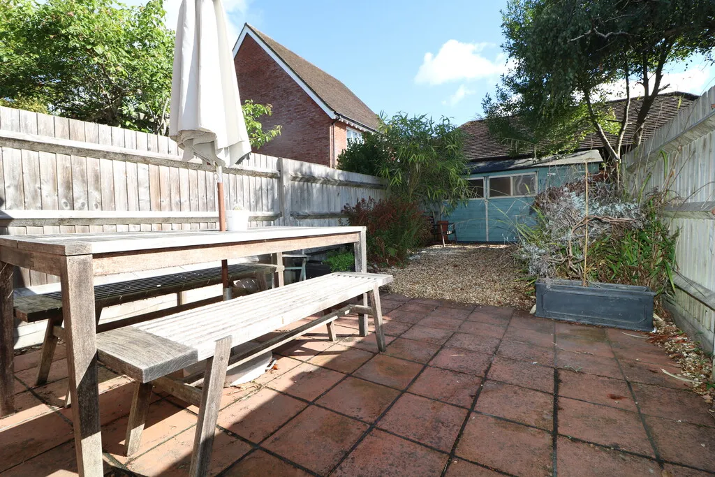 Middle Street, Brockham, RH3, photo 12