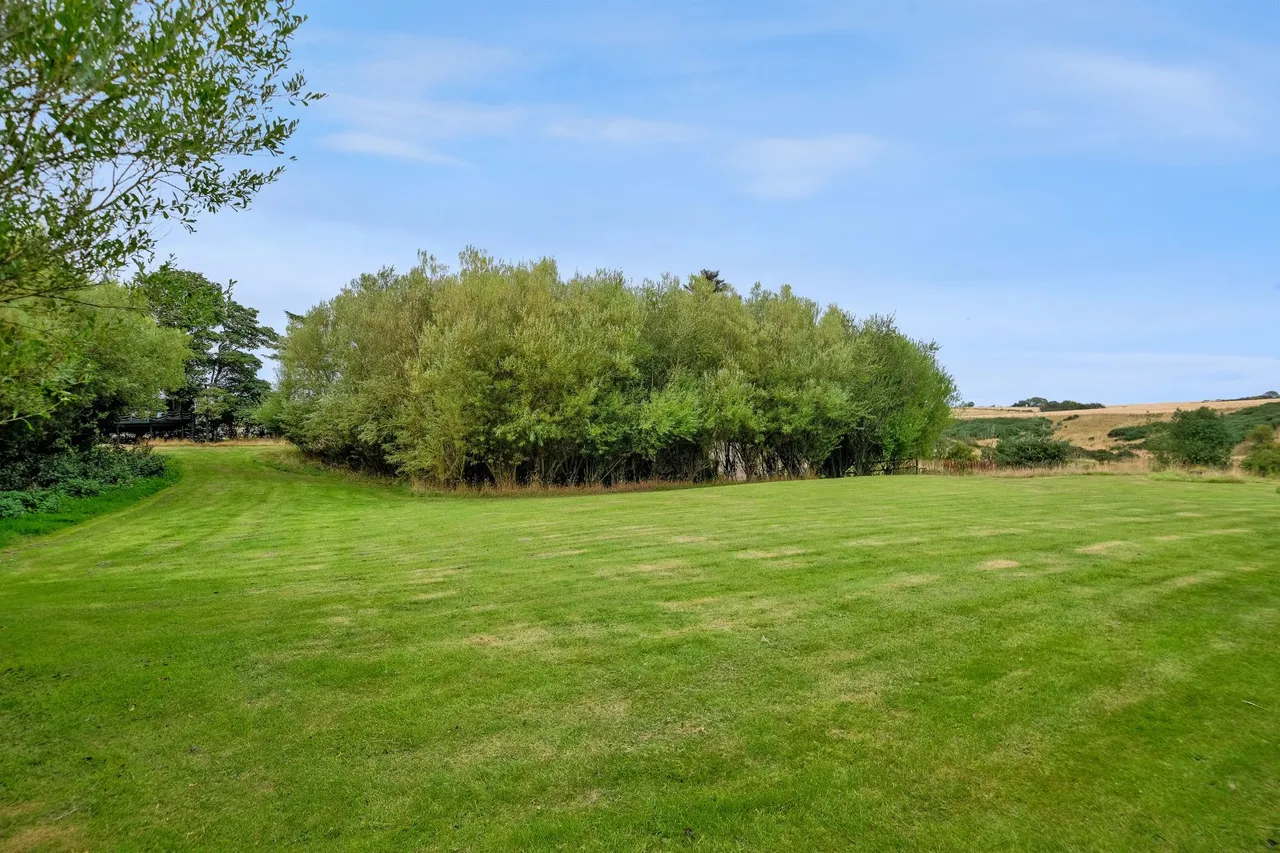 Denview, Blackhills, AB42, photo 7