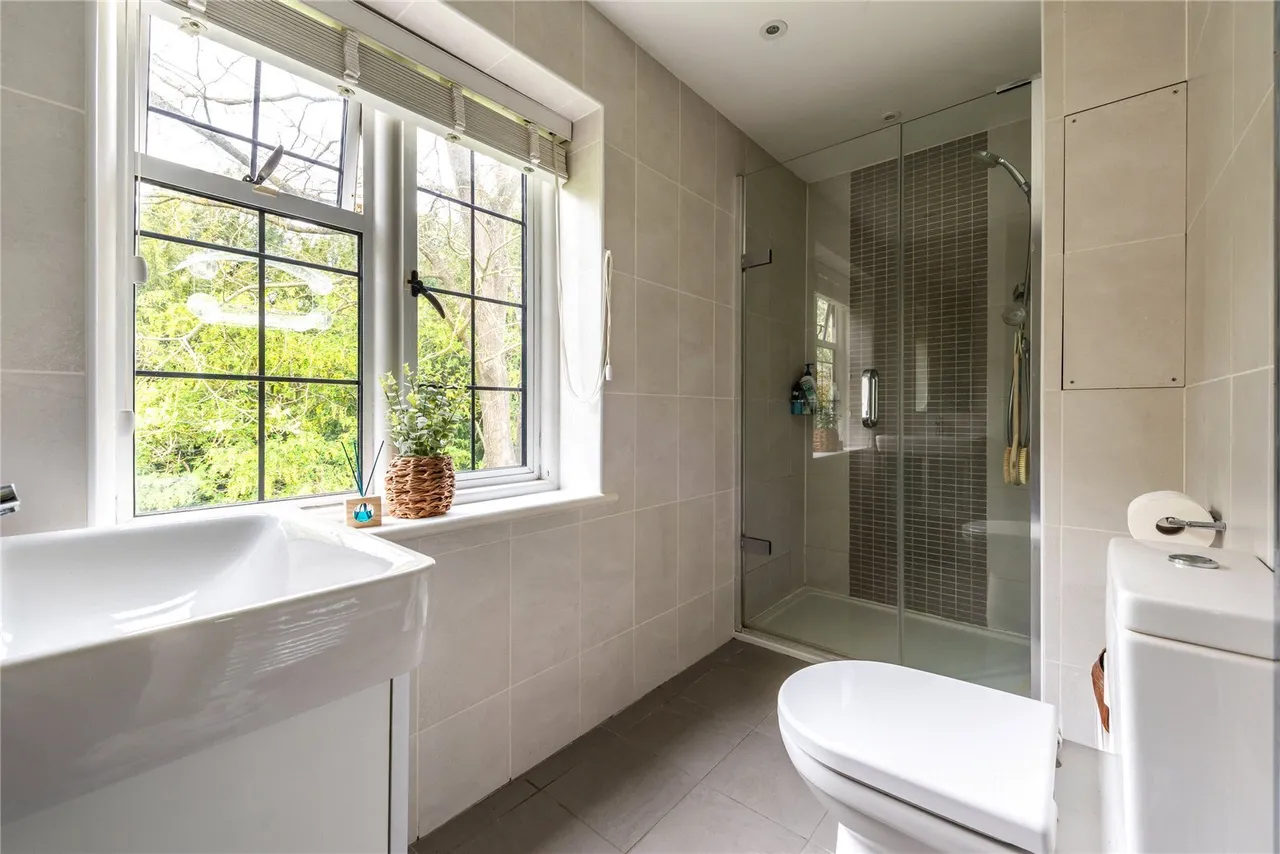 Fredley Park, Mickleham, RH5, photo 25