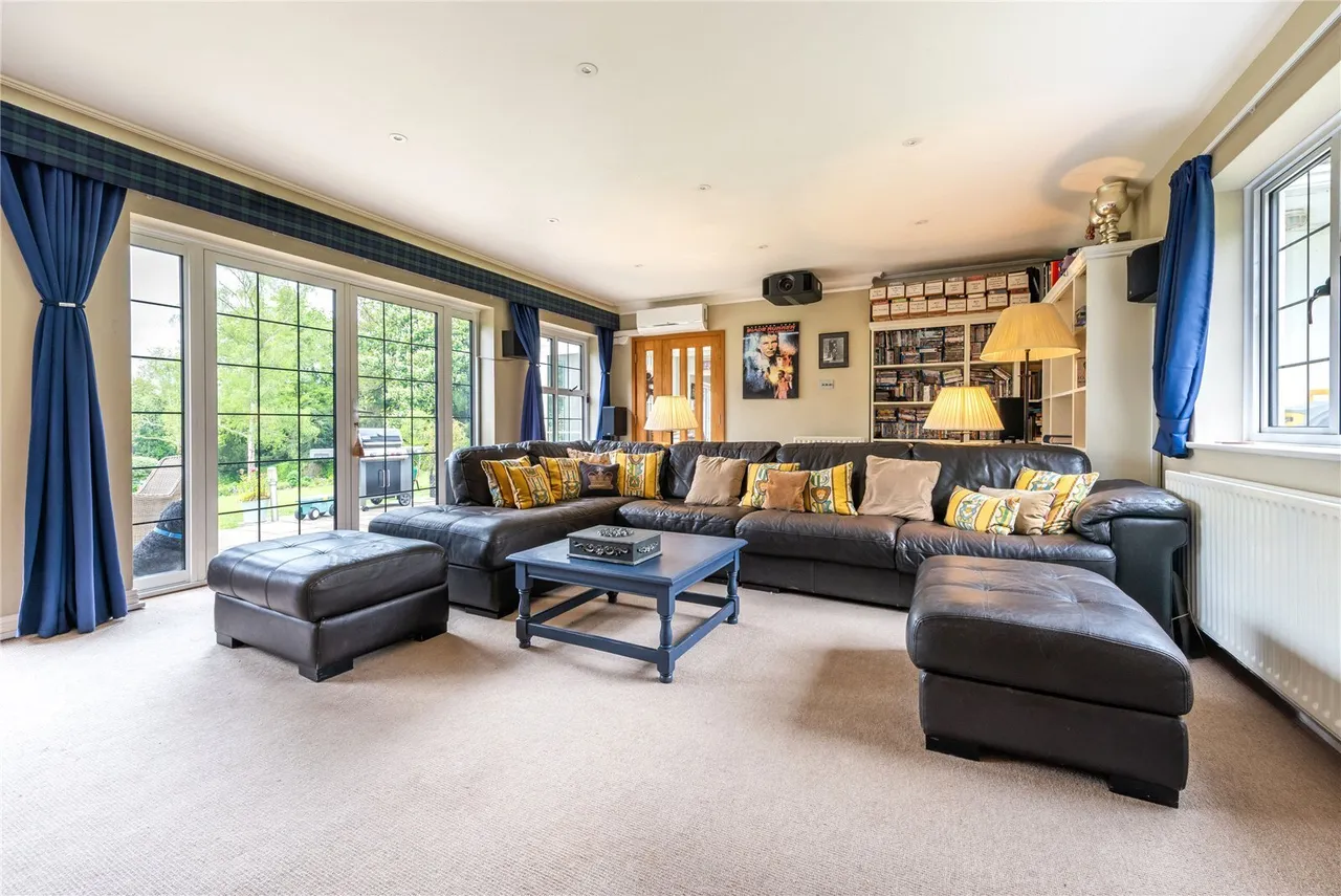 Fredley Park, Mickleham, RH5, photo 12