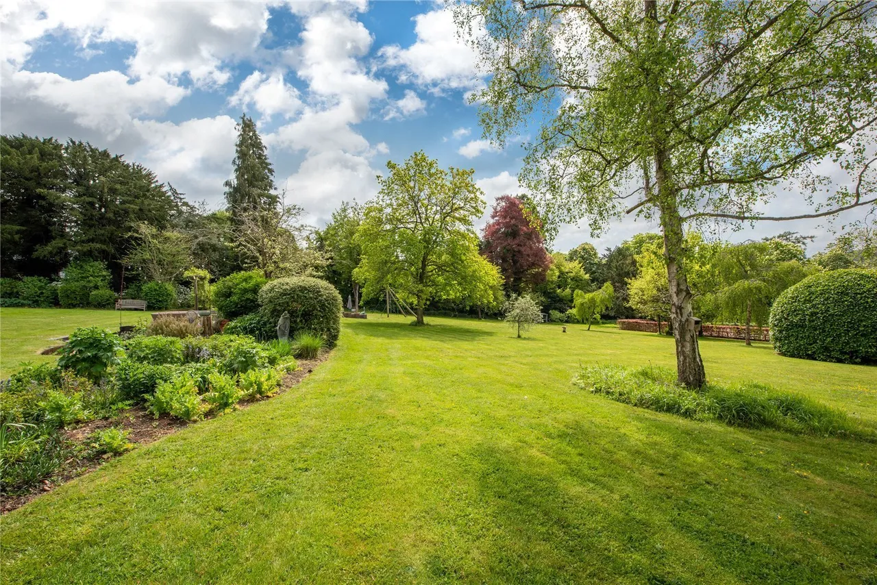 Fredley Park, Mickleham, RH5, photo 13