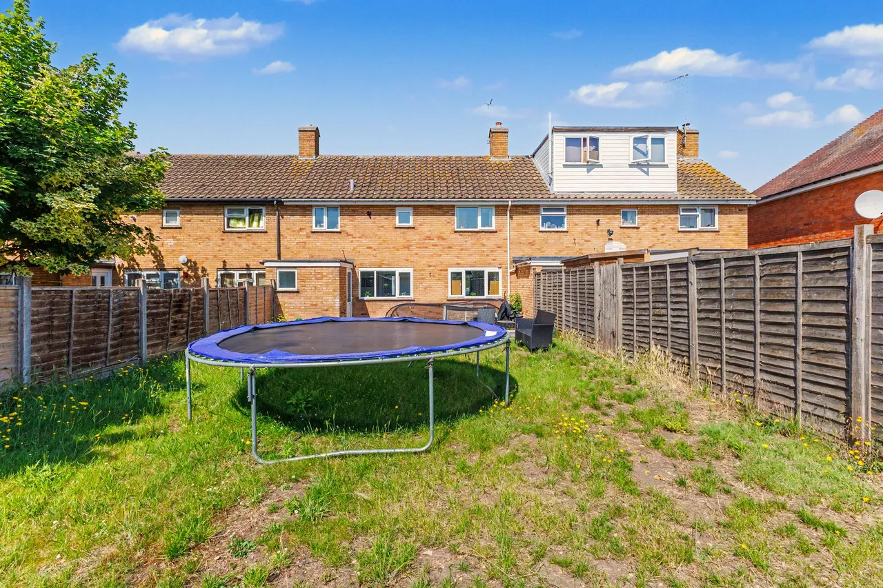 Henry Street, Evesham, WR11, photo 4