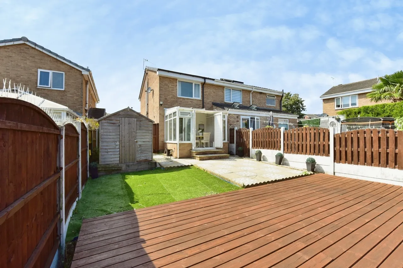 Welbury Gardens, Halfway, Sheffield, South Yorkshire, S20, photo 16