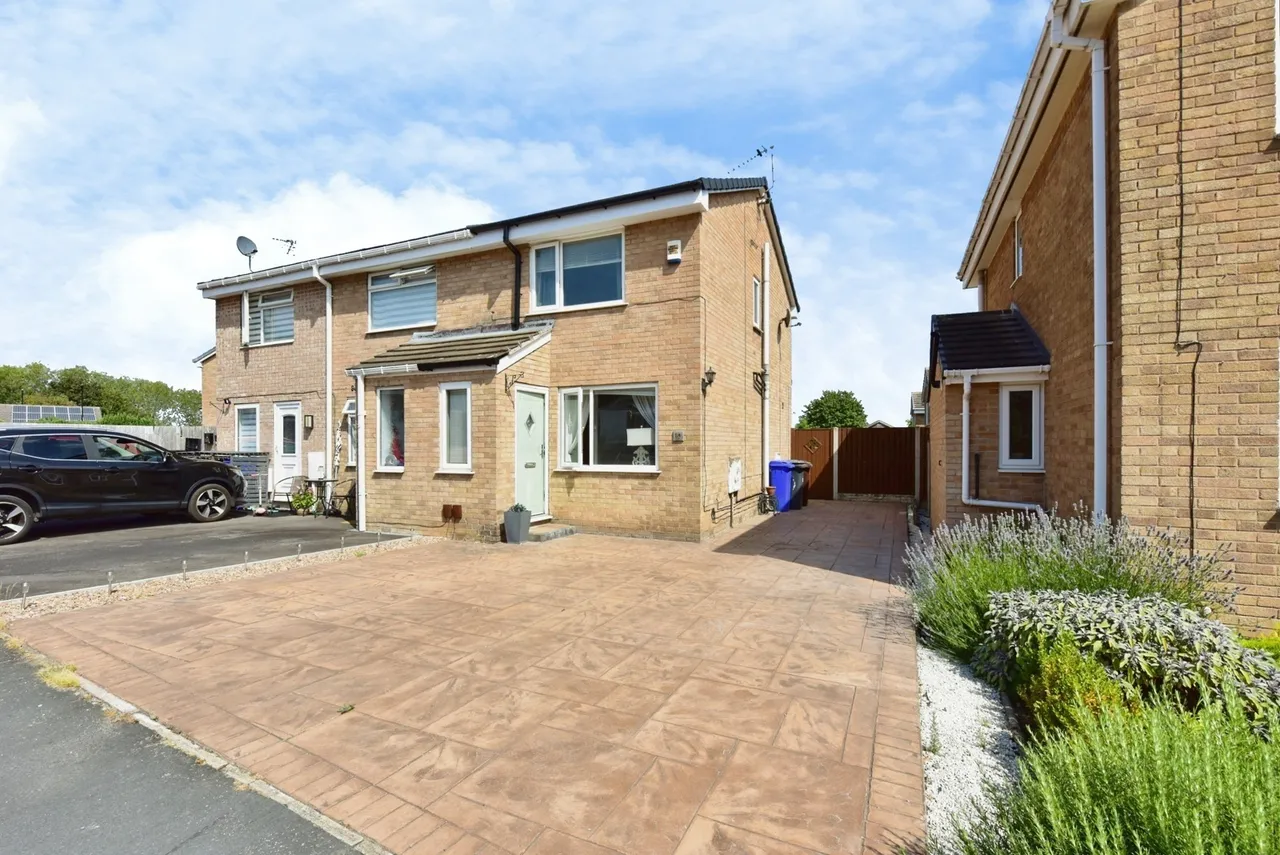 Welbury Gardens, Halfway, Sheffield, South Yorkshire, S20, photo 17