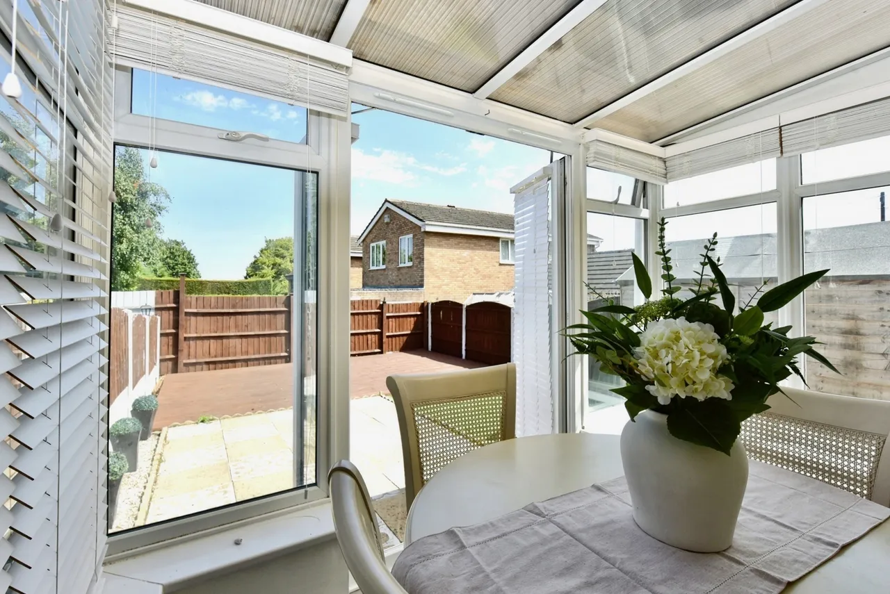 Welbury Gardens, Halfway, Sheffield, South Yorkshire, S20, photo 19