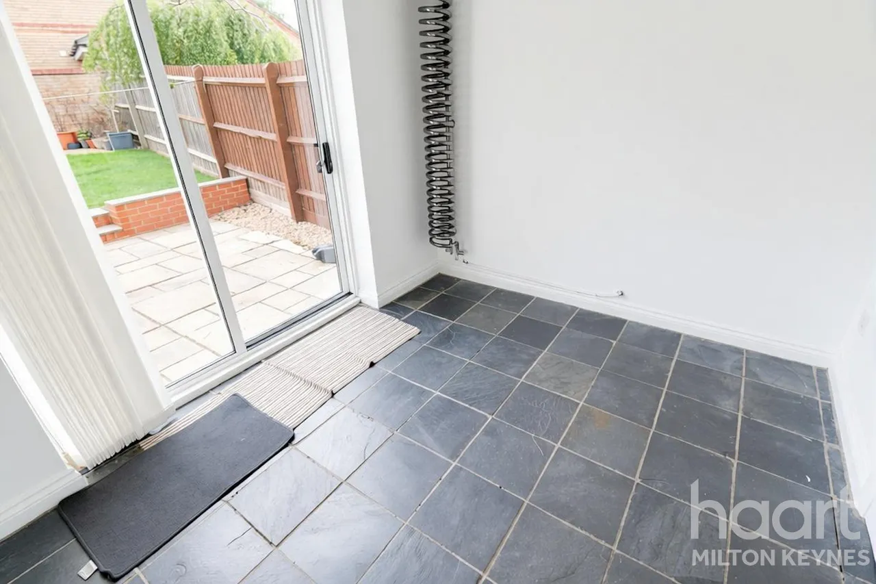 Coldeaton Lane, MK4, photo 5