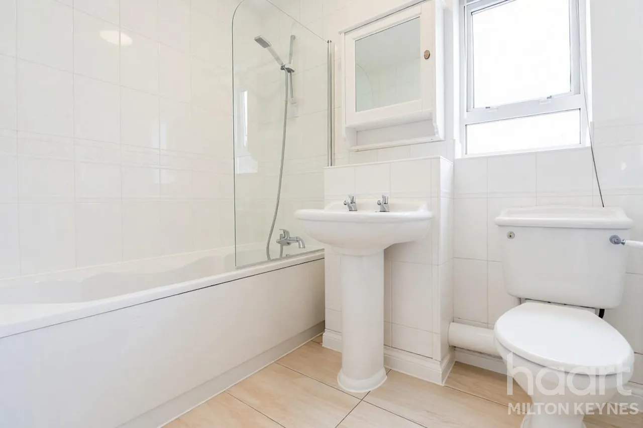 Coldeaton Lane, MK4, photo 18