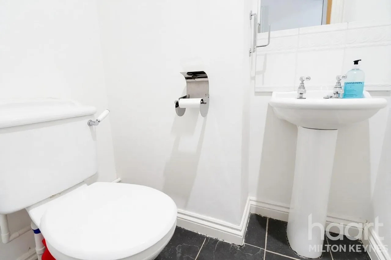 Coldeaton Lane, MK4, photo 10