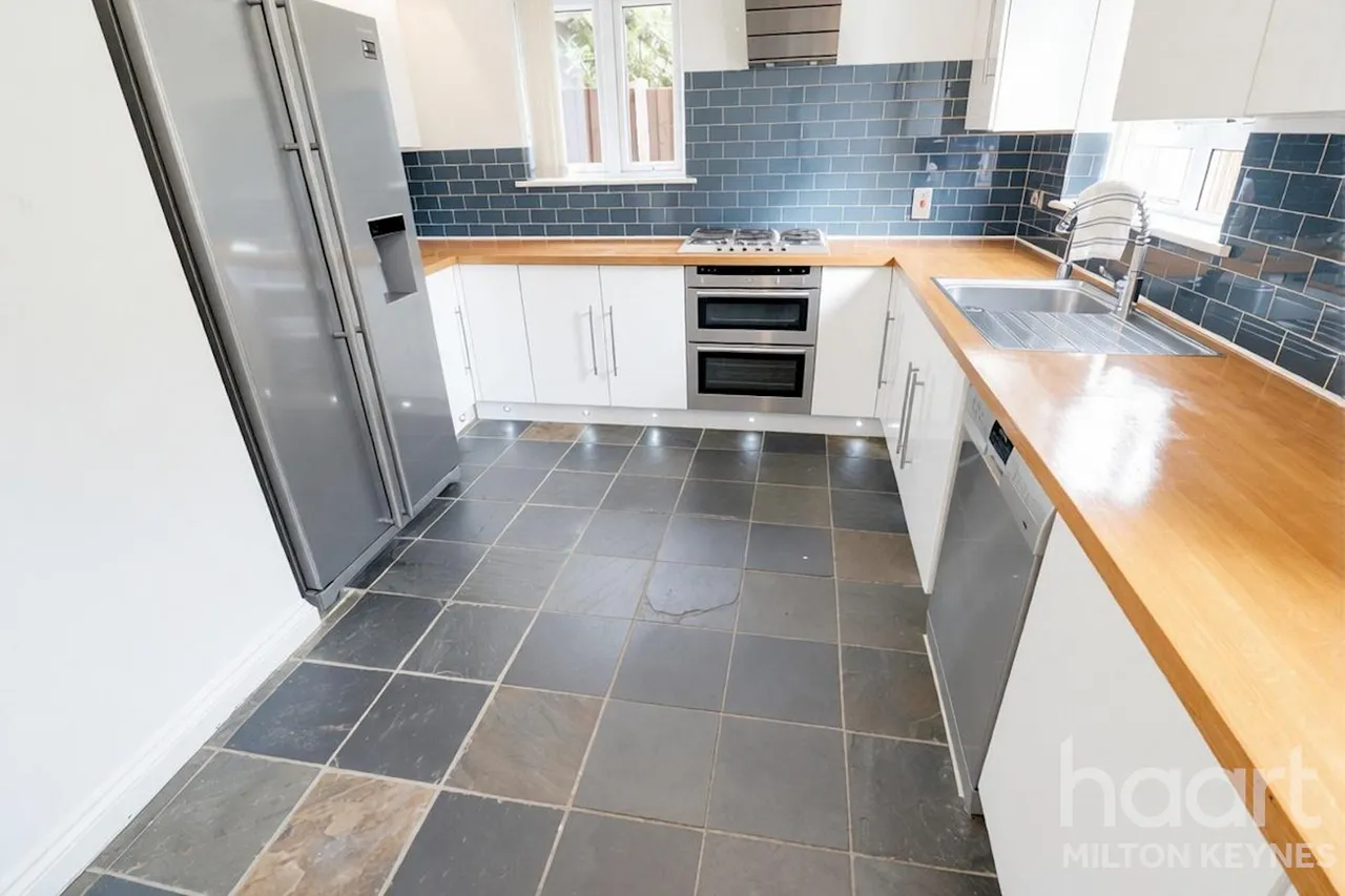 Coldeaton Lane, MK4, photo 6