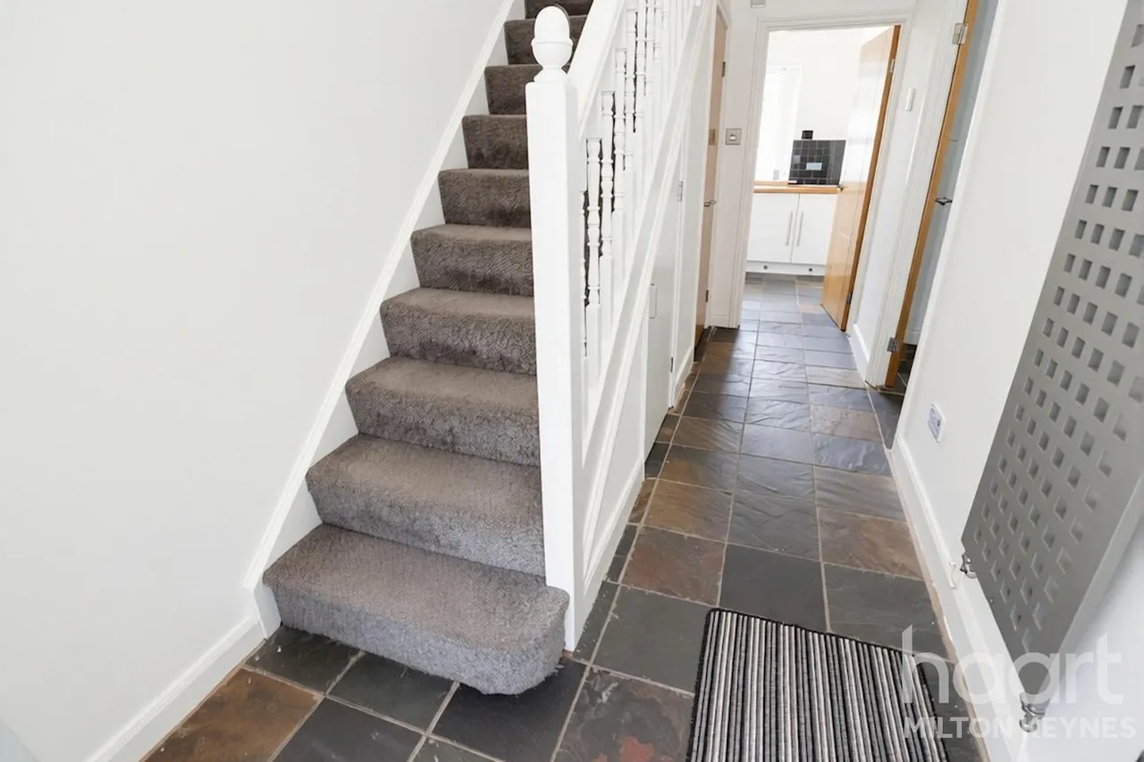 Coldeaton Lane, MK4, photo 2