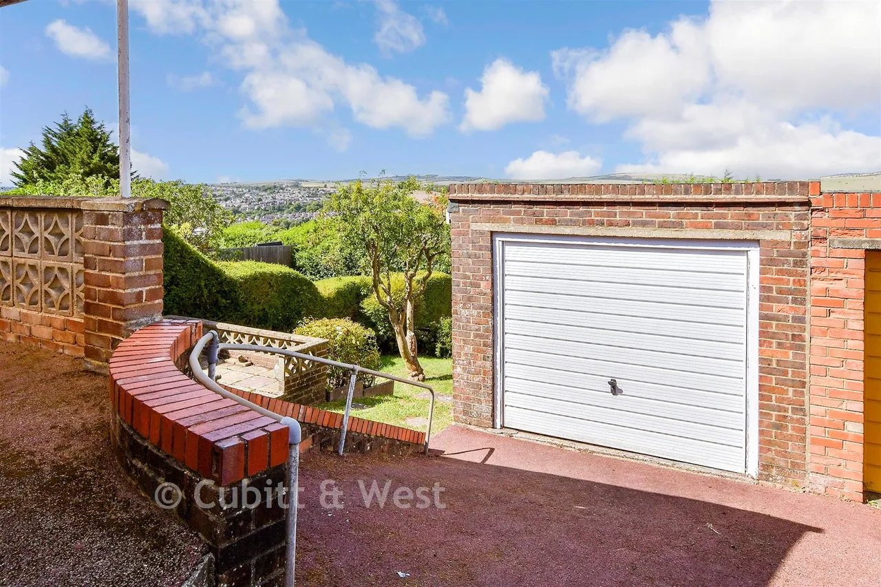 Lyminster Avenue, Hollingbury, BN1, photo 12