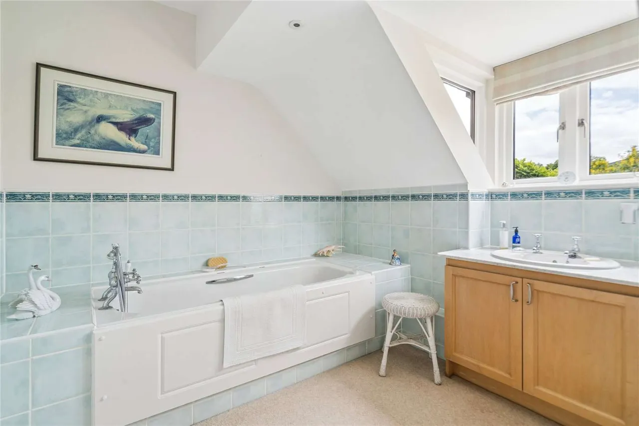 Remenham Row, Wargrave Road, Henley-on-Thames, Oxfordshire, RG9 2LQ, photo 11