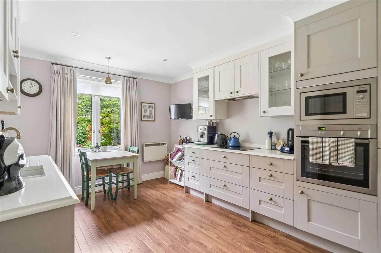 Remenham Row, Wargrave Road, Henley-on-Thames, Oxfordshire, RG9 2LQ, photo 4